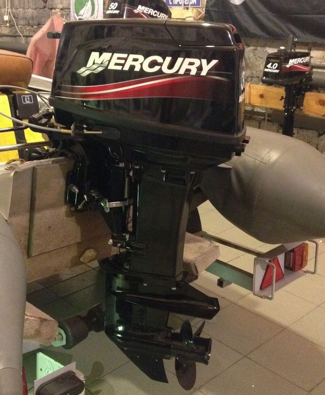Купить меркурий 30. Mercury outboard 500hp. Лодочный мотор Меркури 30. Лодочный мотор Mercury 130. Mercury 30 2002г.