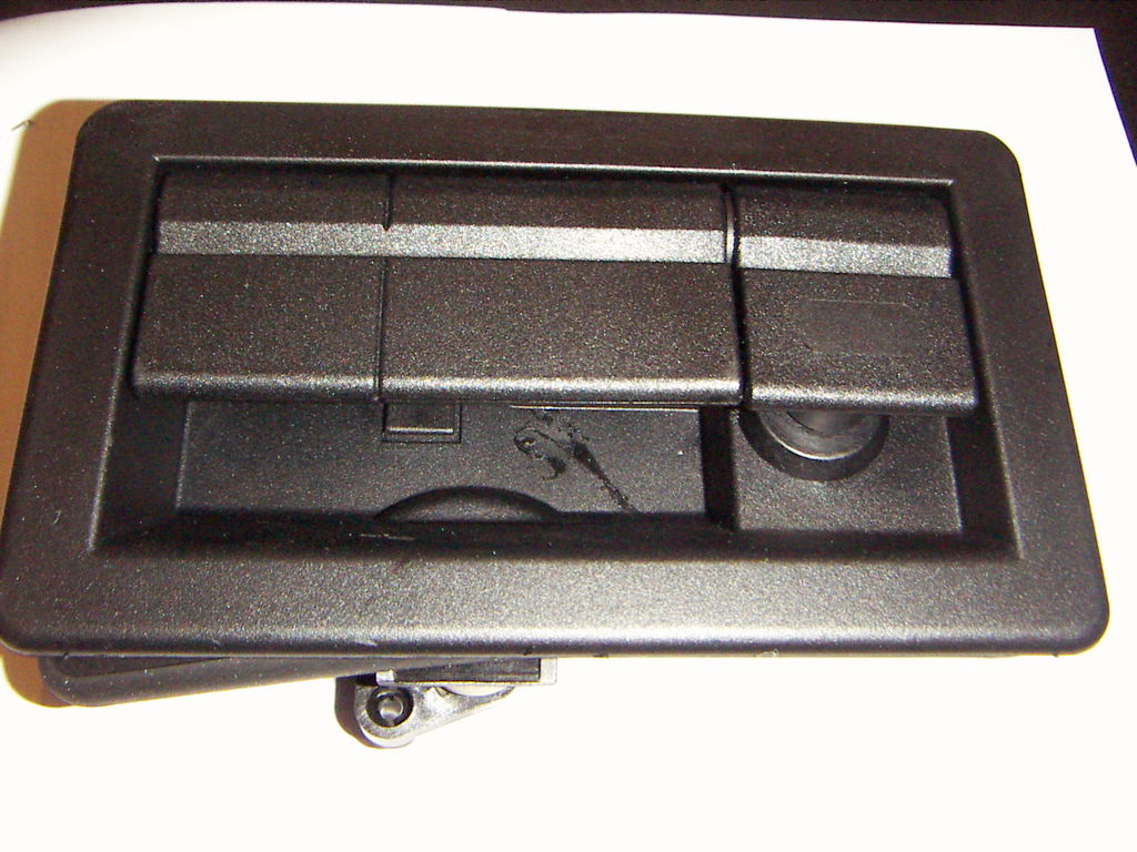 Ручка багажника с замком L=174 мм,h=105 мм  Scania MAN . 1