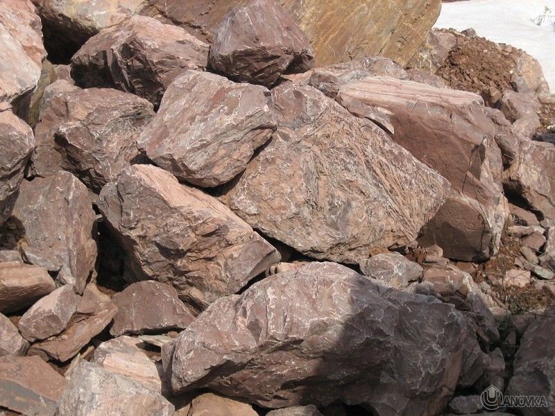 Бутовый камень 100-700 мм известняк красной с доставкой